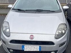 Grigio Usata 2015 Fiat Punto Lounge Due volumi | 3500 € (Ottimo prezzo)