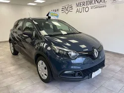 Blu/azzurro Usata 2014 Renault Captur SUV | 9000 € (Buon prezzo)