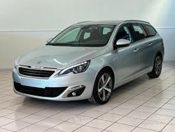Argento Usata 2016 Peugeot 308 Allure Station wagon | 6800 € (Buon prezzo)