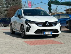 Bianco Usata 2024 Mitsubishi Colt Invite Tre volumi | 15.600 € (Buon prezzo)