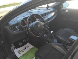 Usata 2011 Alfa Romeo Giulietta Due volumi | 6000 € (Buon prezzo)