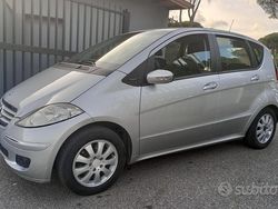 Grigio Usata 2008 Mercedes A150 Tre volumi | 2900 € (Buon prezzo)