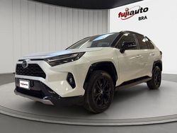 Nero Usata 2024 Toyota RAV4 Hybrid Style SUV | 37.900 € (Cara)