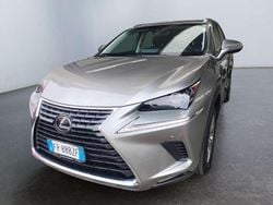 Oro Usata 2018 Lexus NX300h Executive Line SUV | 28.500 € (Buon prezzo)