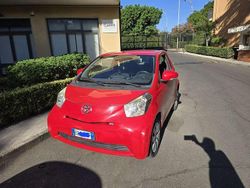 Usata 2011 Toyota iQ Due volumi | 9500 € (Cara)