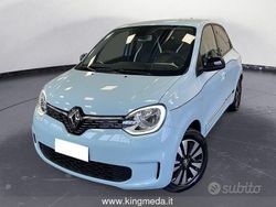 Blu Nuova 2025 Renault Twingo Techno Due volumi | 17.900 € (Molto cara)