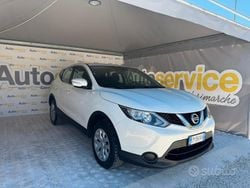 Bianco Usata 2015 Nissan Qashqai Tekna SUV | 8999 € (Buon prezzo)