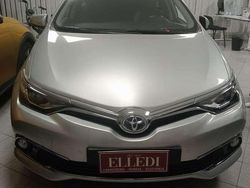 Argento Usata 2018 Toyota Auris Hybrid Lounge Station wagon | 11.950 € (Buon prezzo)