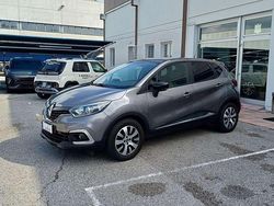 Grigio Usata 2018 Renault Captur SUV | 12.900 € (Cara)