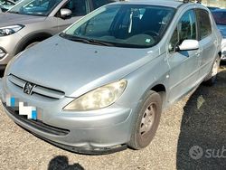 Grigio Usata 2005 Peugeot 307 Tre volumi | 300 €