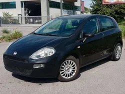 Nero Usata 2015 Fiat Punto Lounge Due volumi | 6200 € (Ottimo prezzo)