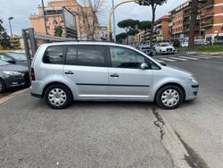 Argento Usata 2008 VW Touran Trendline Monovolume | 6490 € (Cara)