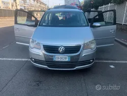 Usata 2010 VW Touran Monovolume | 5000 € (Ottimo prezzo)