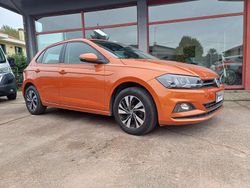 Arancione Usata 2019 VW Polo Comfortline Tre volumi | 10.900 € (Buon prezzo)