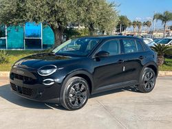 Nero Nuova 2025 Fiat 600 Icon SUV | 28.900 €