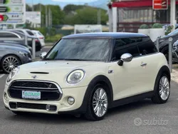 Beige pastello Usata 2016 Mini Cooper SD Due volumi | 11.900 € (Buon prezzo)