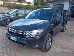 Bianco Usata 2014 Dacia Duster Lauréate SUV | 7970 € (Buon prezzo)
