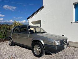 Grigio Usata 1986 Alfa Romeo 90 Super Tre volumi | 8000 €