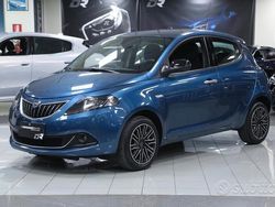 Blu Usata 2022 Lancia Ypsilon Gold Due volumi | 12.900 € (Cara)