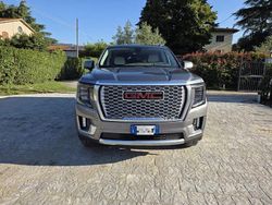 Argento Usata 2021 GMC Yukon SUV | 68.900 €