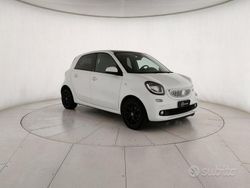 Bianco Usata 2017 Smart ForFour Prime Due volumi | 14.900 € (Cara)