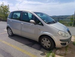 Grigio Usata 2007 Lancia Musa Monovolume | 3000 € (Molto cara)