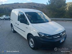 Bianco Usata 2016 VW Caddy Trendline Monovolume | 9000 € (Cara)