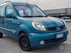 Verde Usata 2005 Renault Kangoo Monovolume | 2200 € (Buon prezzo)