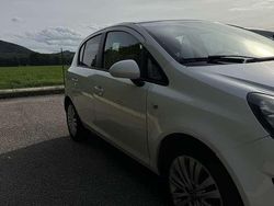 Usata 2014 Opel Corsa Tre volumi | 4000 € (Buon prezzo)