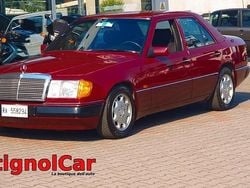 Rosso Usata 1992 Mercedes E200 Tre volumi | 12.000 €