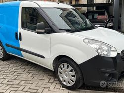 Bianco Usata 2017 Opel Combo Eco Monovolume | 6900 € (Buon prezzo)