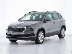 Grigio Usata 2024 Skoda Karoq Selection SUV | 24.900 € (Cara)