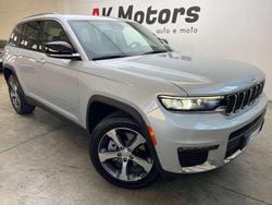 Grigio Usata 2023 Jeep Grand Cherokee Limited SUV | 53.900 € (Ottimo prezzo)