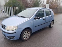 Blu/azzurro Usata 2003 Fiat Punto Feel Tre volumi | 1350 € (Buon prezzo)