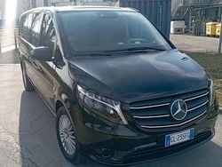 Nero Usata 2023 Mercedes Vito Furgone | 41.500 € (Ottimo prezzo)
