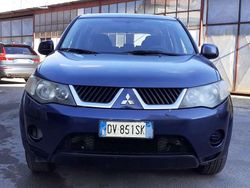 Blu/azzurro Usata 2009 Mitsubishi Outlander Invite SUV | 1600 € (Buon prezzo)