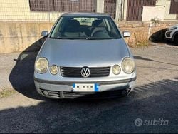 Grigio Usata 2004 VW Polo Due volumi | 1500 € (Buon prezzo)