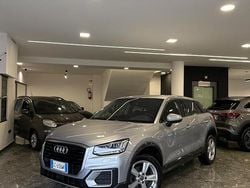 Argento Usata 2019 Audi Q2 Business SUV | 19.990 € (Buon prezzo)