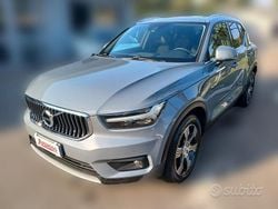 Grigio Usata 2019 Volvo XC40 Inscription SUV | 18.990 € (Buon prezzo)