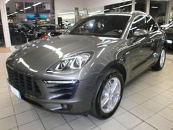 Grigio Usata 2015 Porsche Macan SUV | 35.900 € (Buon prezzo)