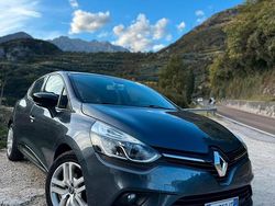 Grigio Usata 2017 Renault Clio IV Tre volumi | 10.400 € (Cara)