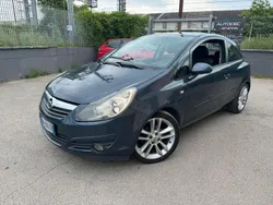 Grigio Usata 2008 Opel Corsa Sport Due volumi | 2200 € (Buon prezzo)