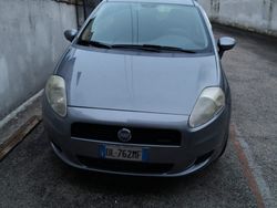 Grigio Usata 2007 Fiat Grande Punto Due volumi | 2500 € (Buon prezzo)