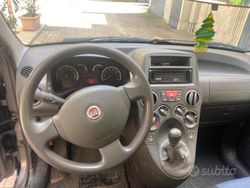 Grigio Usata 2011 Fiat Panda Dynamic Due volumi | 3150 € (Buon prezzo)