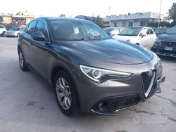 Grigio Usata 2019 Alfa Romeo Stelvio Business SUV | 19.000 € (Buon prezzo)