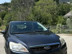 Usata 2009 Ford Focus Style Tre volumi | 2699 € (Buon prezzo)