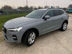 Grigio Usata 2024 Volvo XC60 Core SUV | 36.800 € (Buon prezzo)