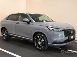 Urban gray pearl [nh912p] Nuova 2025 Honda HR-V Advance SUV | 35.100 € (Molto cara)