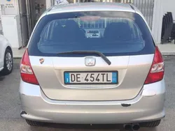 Argento Usata 2007 Honda Jazz ES Due volumi | 999 € (Buon prezzo)