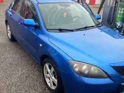 Blu/azzurro Usata 2005 Mazda 3 Active Tre volumi | 2000 € (Buon prezzo)